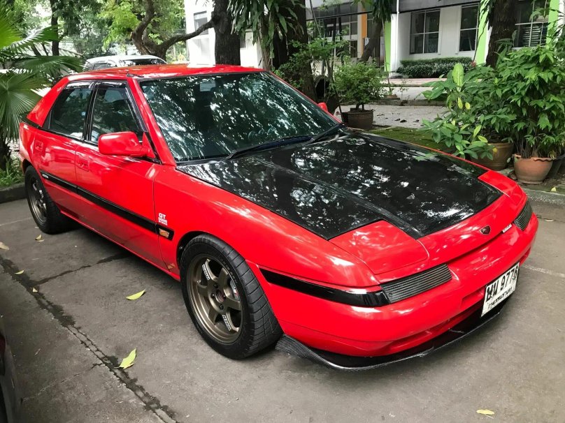 Бампер на мазду 323 bg GTX