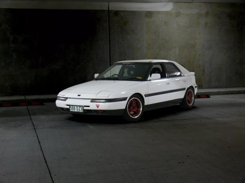 Mazda 323f bg stance