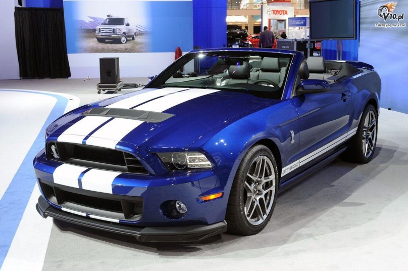 Ford Shelby gt500 2012