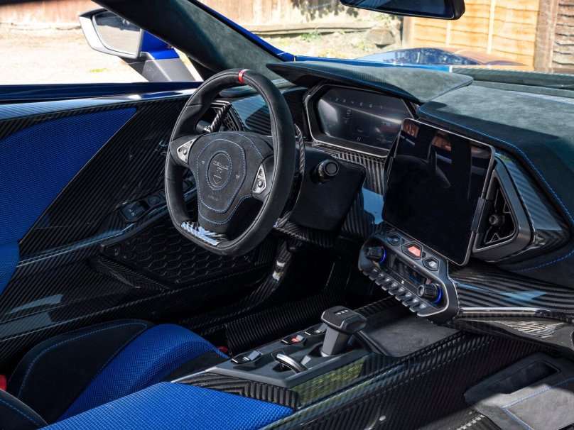 Zenvo TSR салон