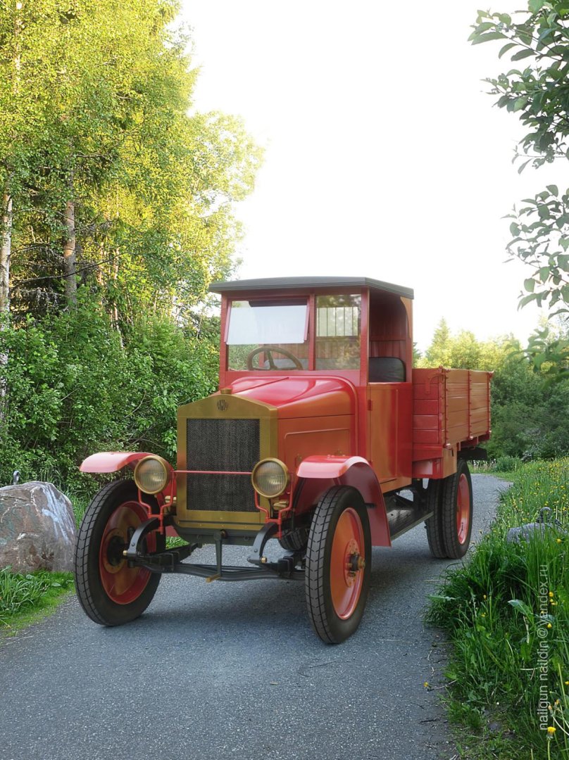 АМО-ф15 - первый Советский грузовик