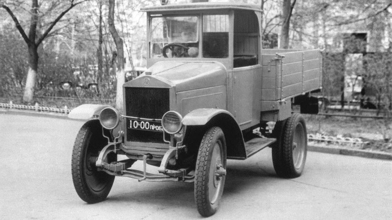 Автомобиль АМО-Ф-15