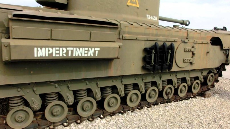 Танк Черчилль траки