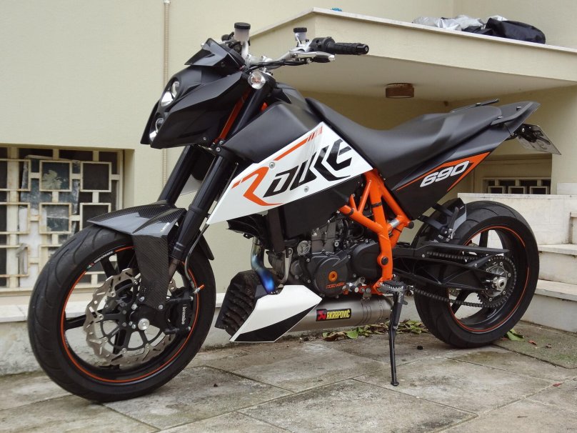 KTM Duke 690 r