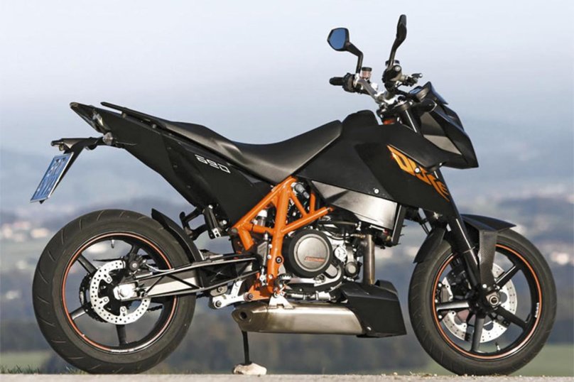 KTM Duke 690 r