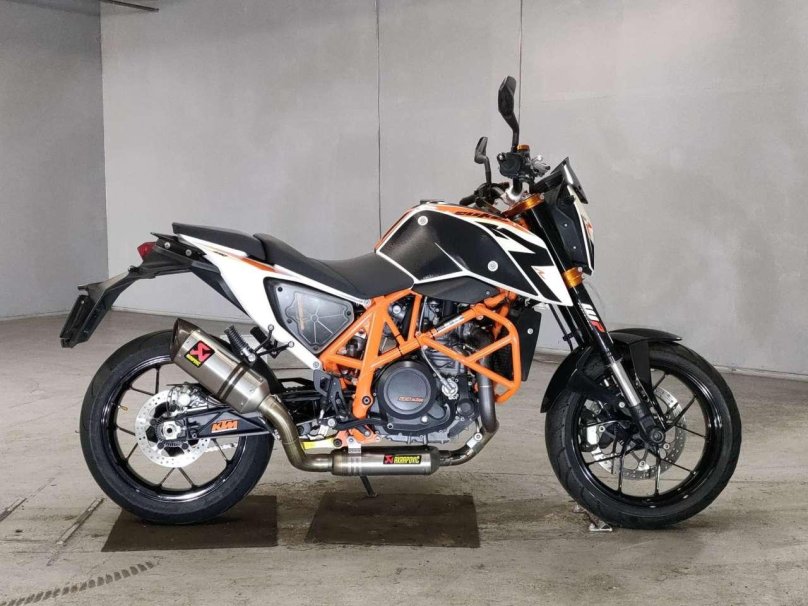 KTM Duke 690 2022