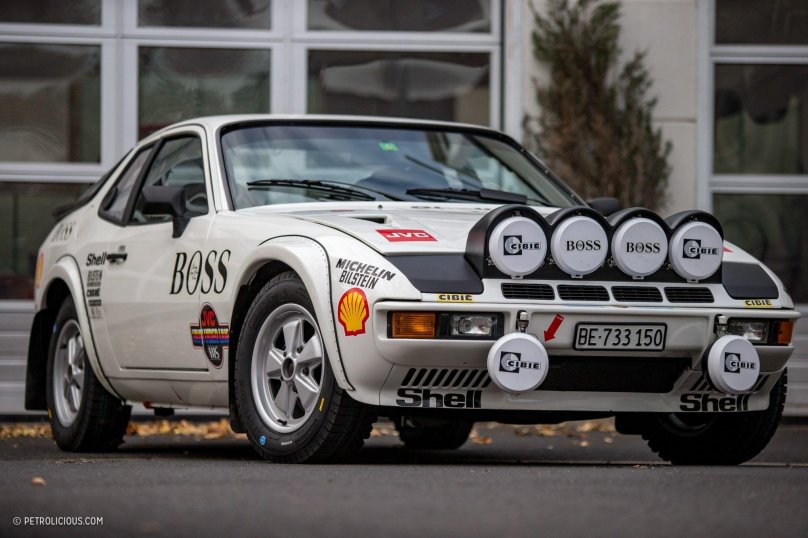 Порше 944 ралли