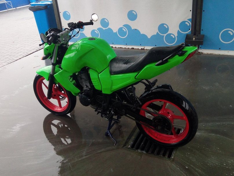 Мотоцикл нитро 200