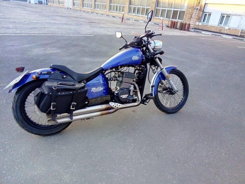 Мотоцикл Johnny pag Malibu