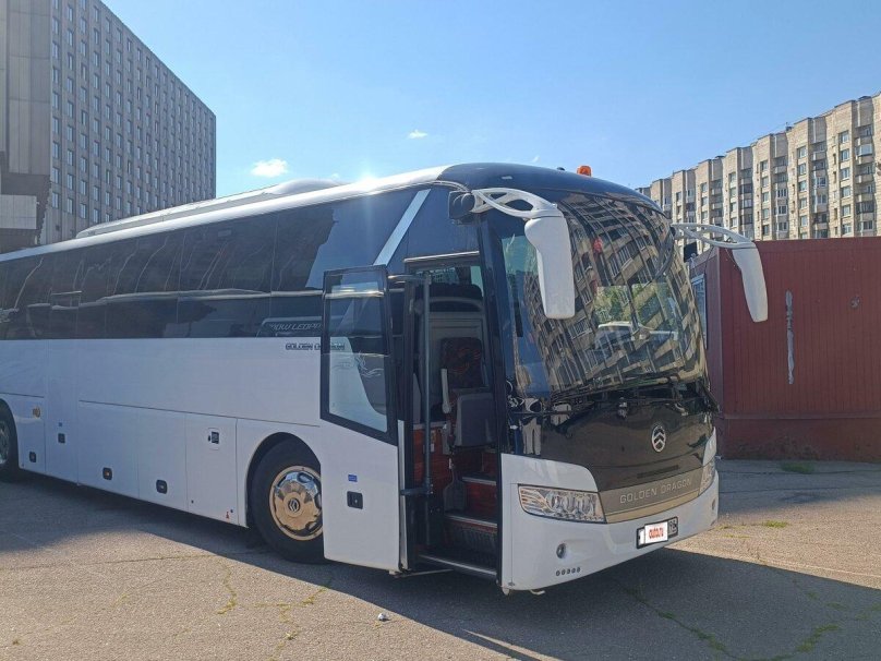 Сколько стоит автобус в Санкт-Петербурге