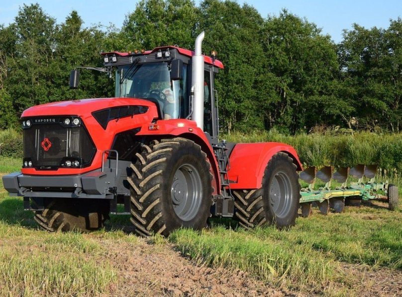 Новый трактор Кировец к744