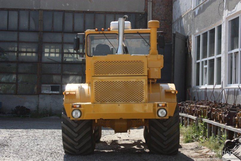 Трактор колесный Кировец к 700а