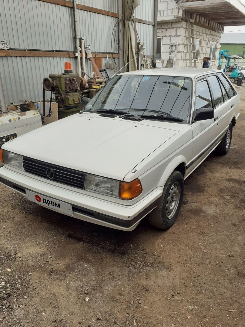 Nissan Sunny California 1988
