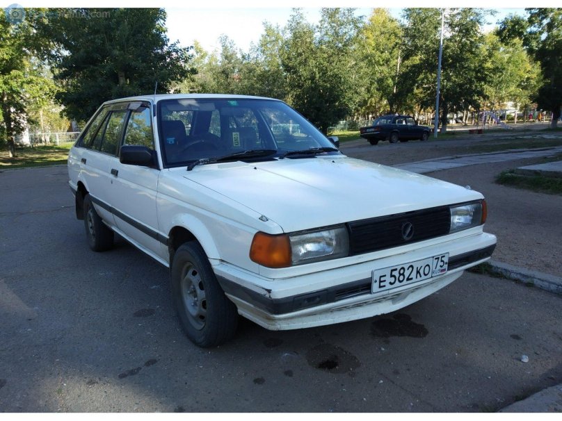 Nissan Sunny 1985 b12