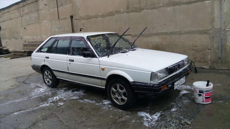 Nissan Sunny 1986