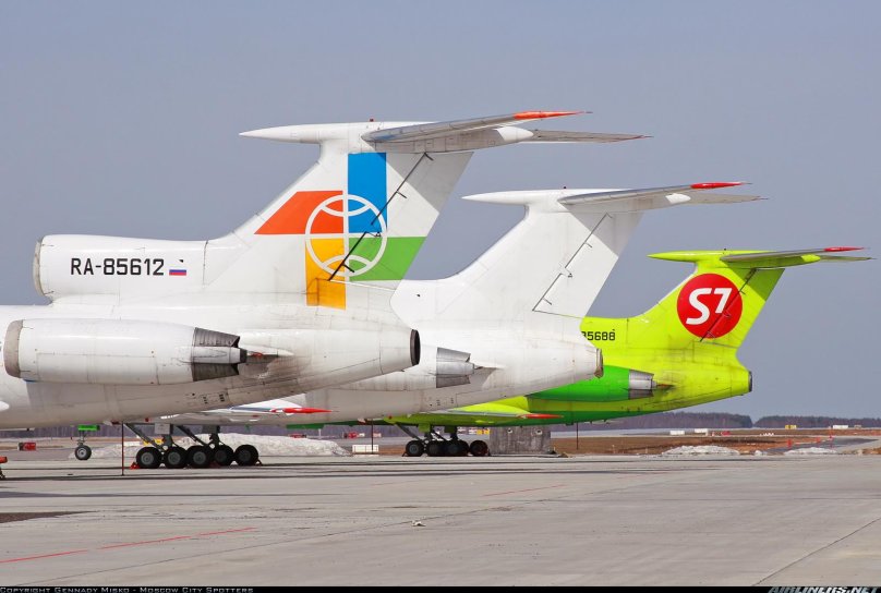 Ту-154 Глобус