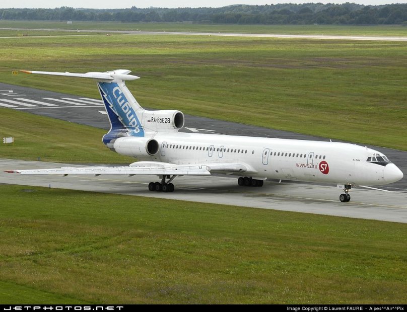 S7 Airlines ту 154