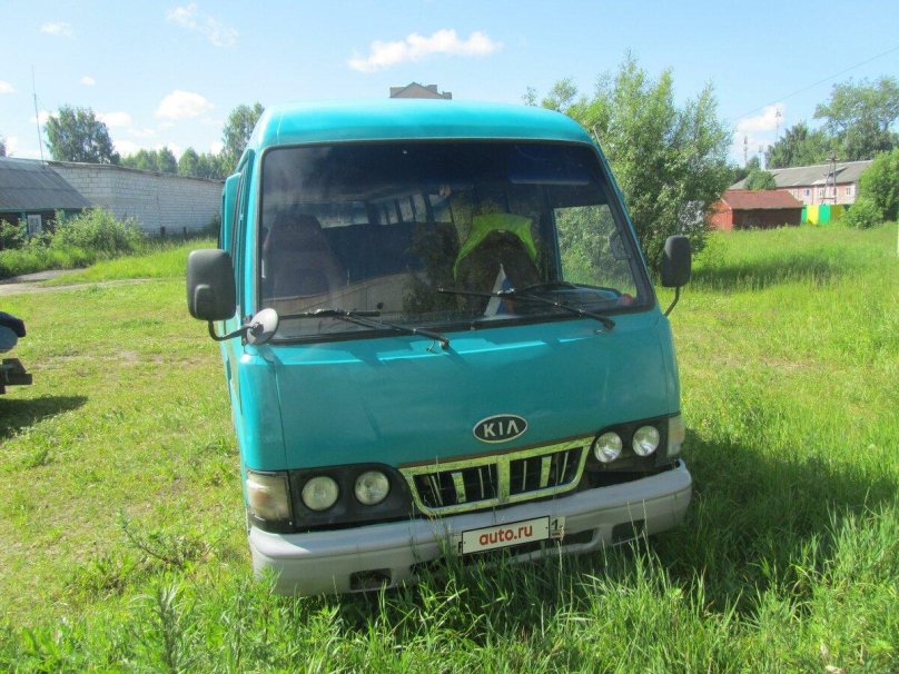 Автобус Kia Combi