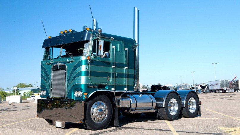 Kenworth k100