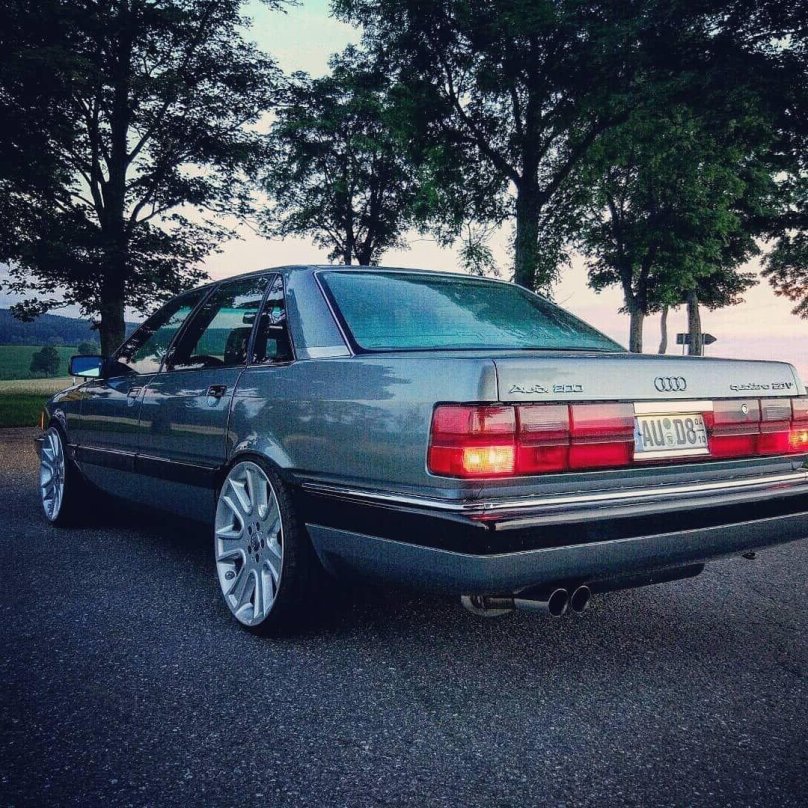 Ауди 200 quattro