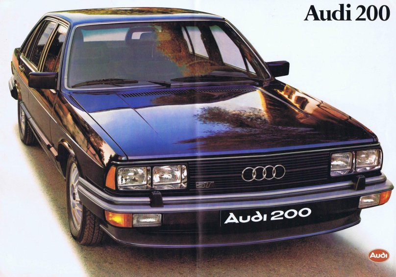 Ауди 200 седан