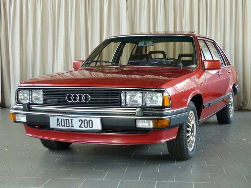 Audi 200 c4