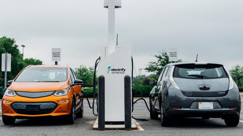 Зарядные станции для электромобилей