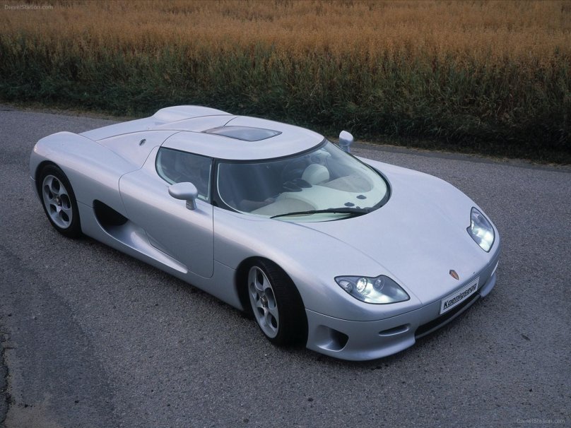 Koenigsegg cc8s