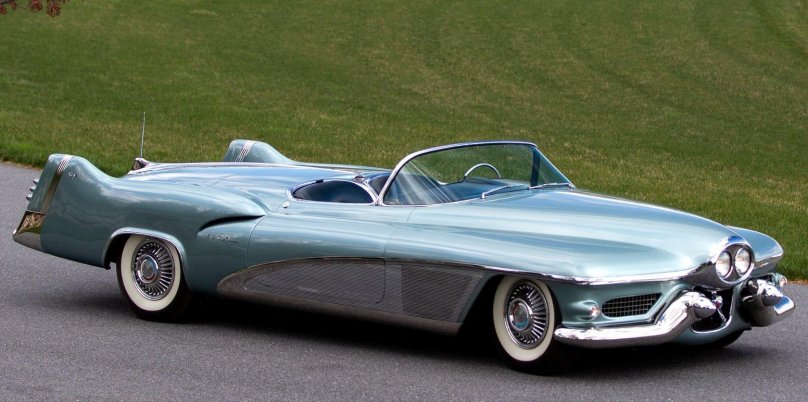 GM lesabre 1951 года