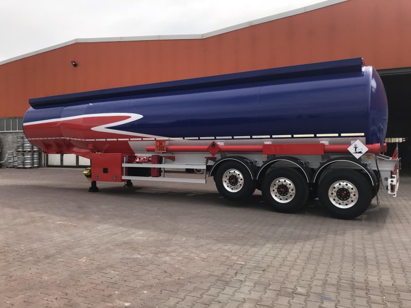 Фото масловоза с прицепом