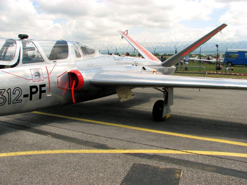 Fouga cm.170