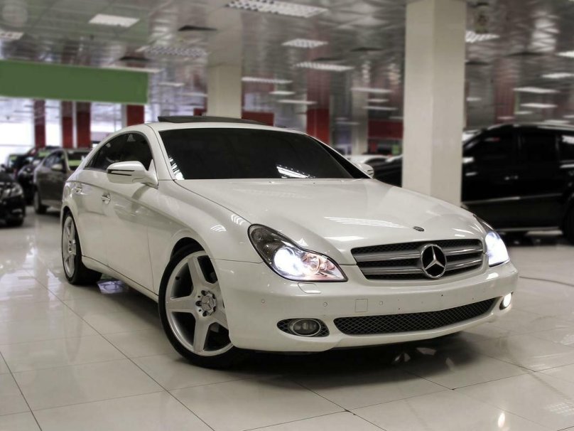 Mercedes Benz CLS 219