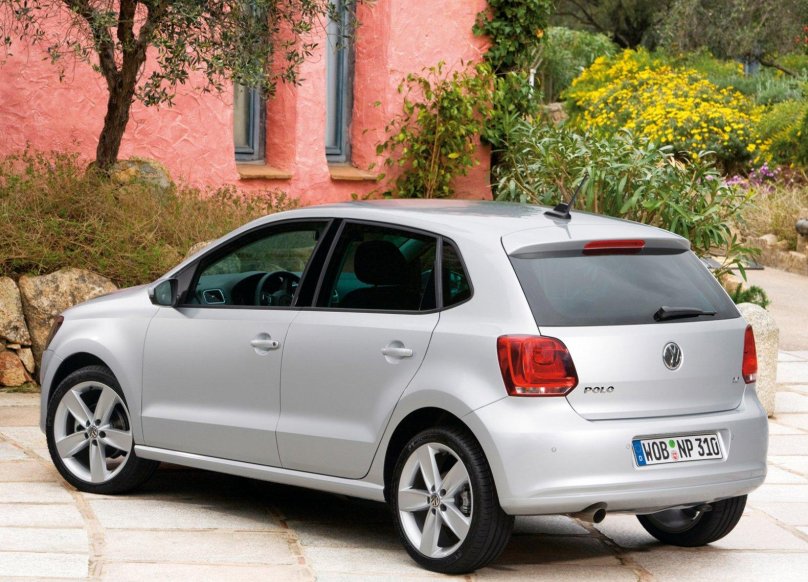 Volkswagen Polo 2009 хэтчбек