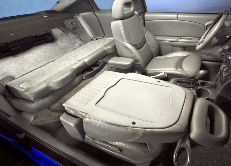 Сатурн Ион салон