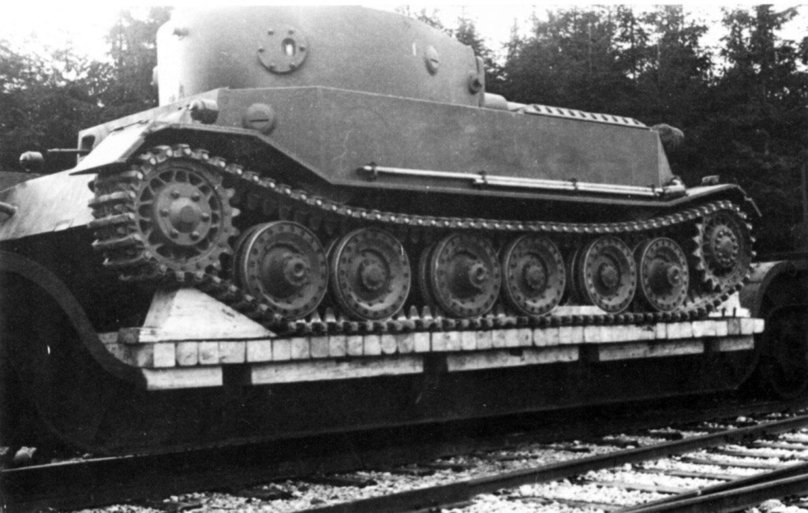 Тигр Порше танк