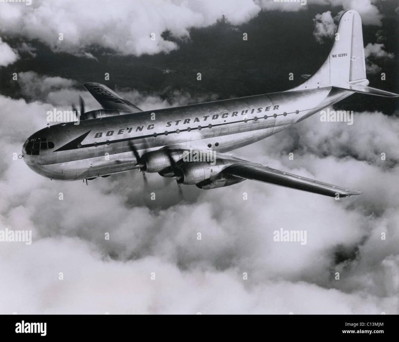 Стратокруизер 377