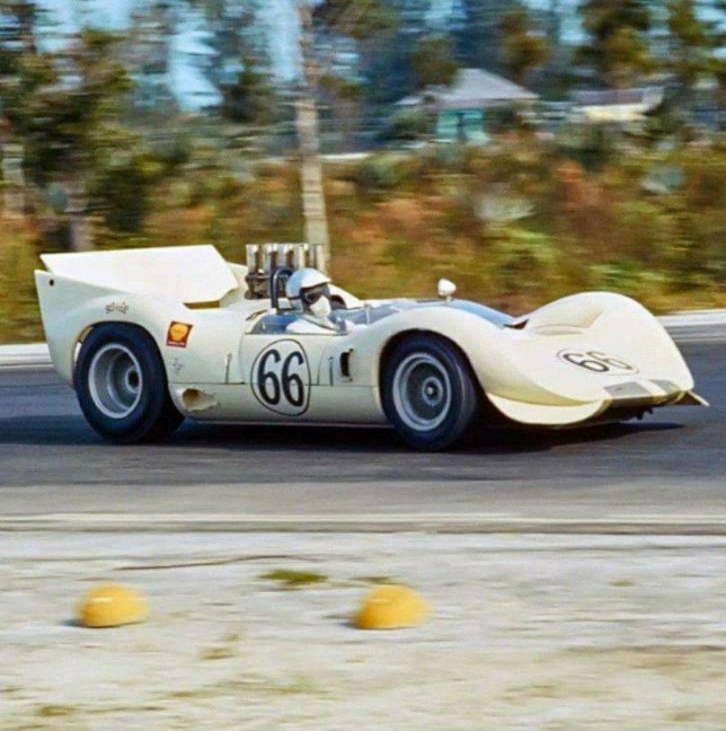 Chaparral 2j