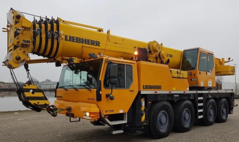 Либхер 80т