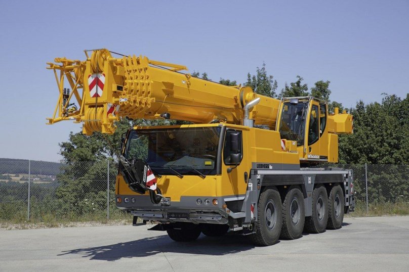 Liebherr LTM 1070-4.2