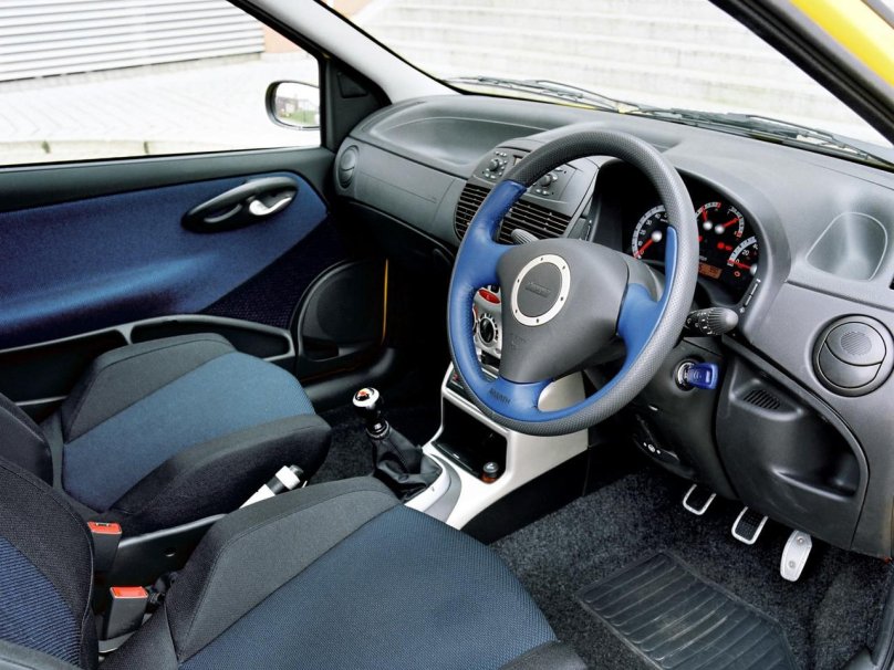 Фиат Пунто салон