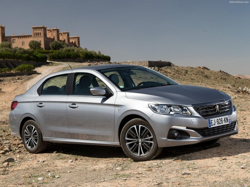 Peugeot 301 седан