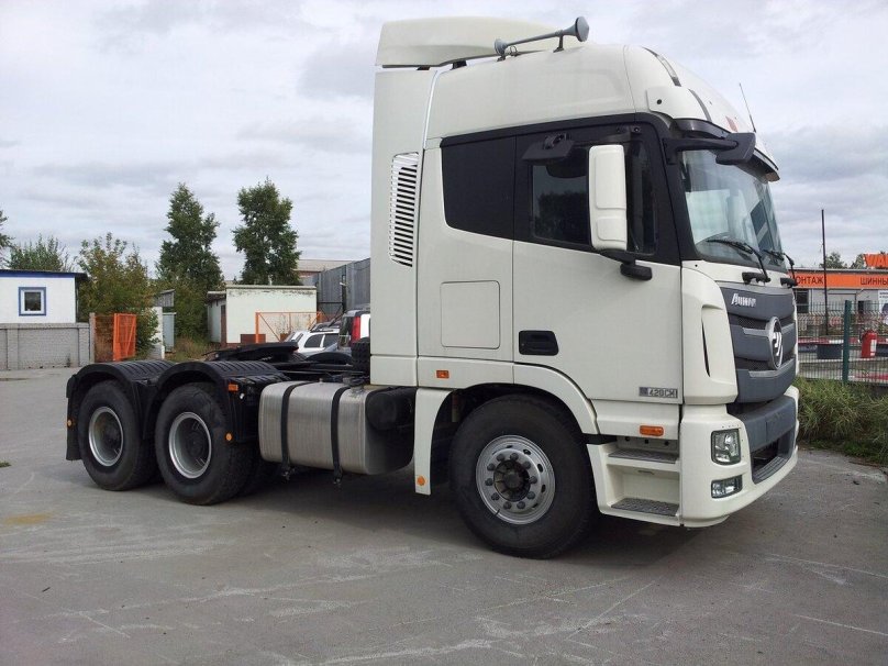 Foton седельный тягач