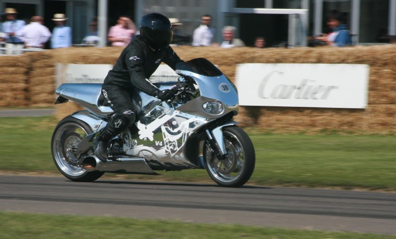 Мотоцикл MTT Turbine Superbike