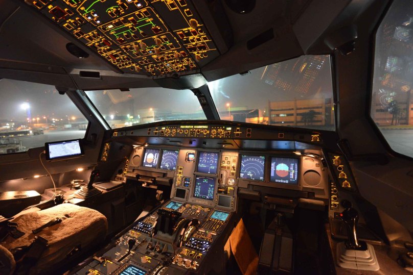 Аэробус 330 кабина