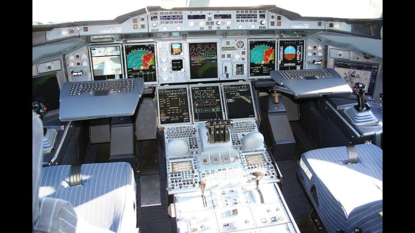 Аэробус а380 кабина