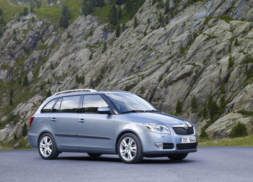 Шкода Фабия 2 Комби