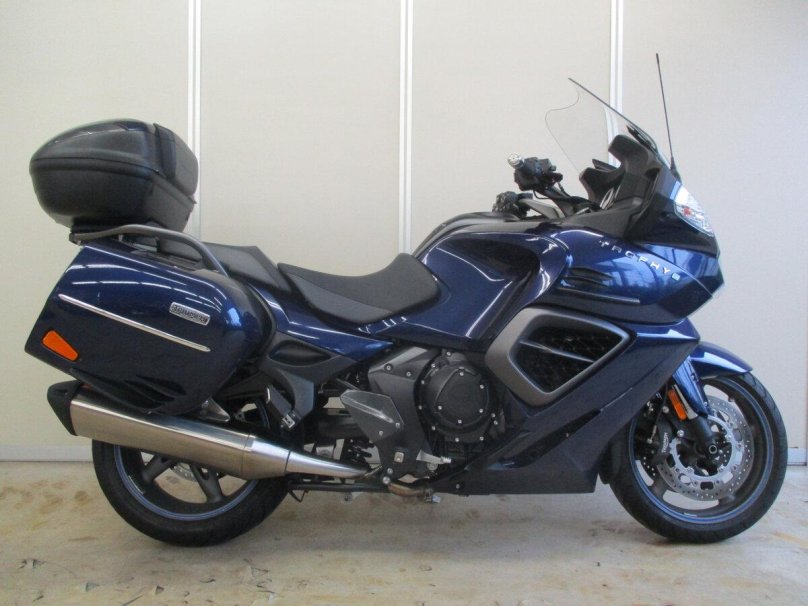 Triumph Trophy 1215 se