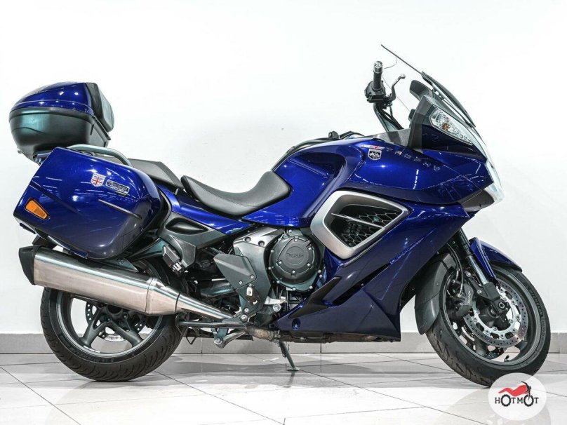 Мотоцикл Триумф трофи 1200