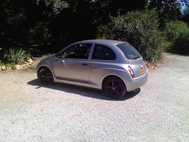 Ниссан Микра к12