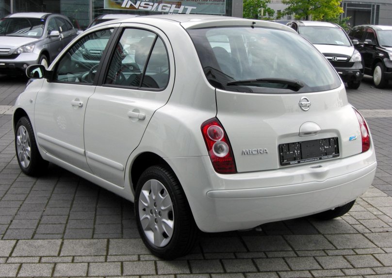 Ниссан Микра